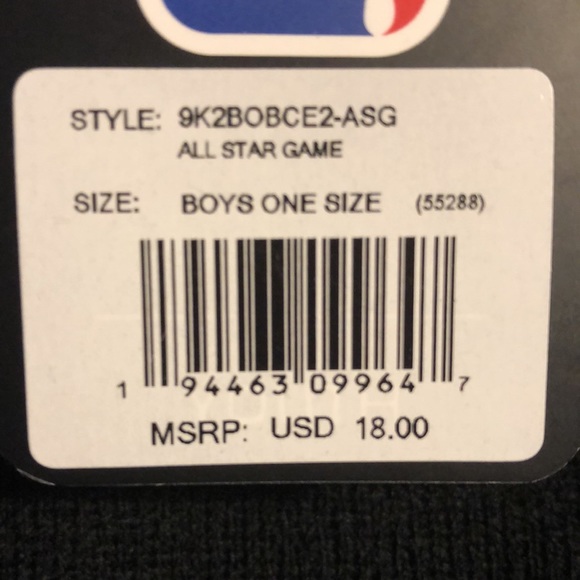 NWT NBA 2020 All Star Game Chicago Winter Warm Pom Pom Hat Youth Sz Acrylic - Picture 8 of 8